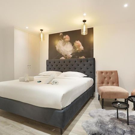 Rent A Room - Apartment St Honore Paris Ngoại thất bức ảnh